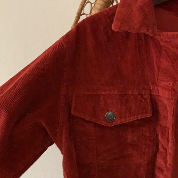 Andrea Jacket // - Picture 2 of 6